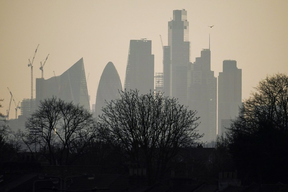 Londons finansdistrikt, kjent som 'The City' er et av verdens viktigste finanssentra. – Verdens største og viktigste penge-vaskemaskin, sier britisk komiker, ikke uten grunn. Illustrasjonsfoto: Alberto Pezzali / AP / NTB Londons finansdistrikt, kjent som 'The City' er et av verdens viktigste finanssentra. – Verdens største og viktigste penge-vaskemaskin, sier britisk komiker, ikke uten grunn. Illustrasjonsfoto: Alberto Pezzali / AP / NTB