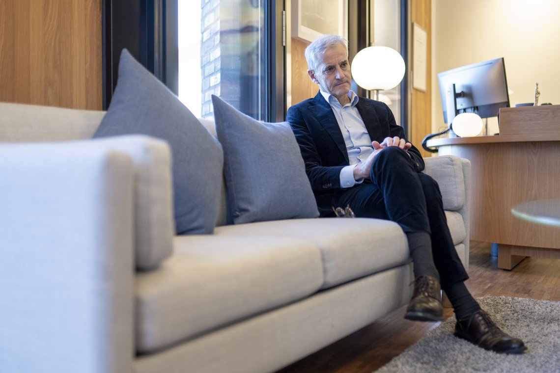 I et notat foreslår ansatte ved Statsministerens kontor (SMK) at statsminister Jonas Gahr Støre (Ap) skulle støtte en rapport som sådde tvil ved tolkningen av pendlerboligregelverket. Foto: Fredrik Hagen / NTB I et notat foreslår ansatte ved Statsministerens kontor (SMK) at statsminister Jonas Gahr Støre (Ap) skulle støtte en rapport som sådde tvil ved tolkningen av pendlerboligregelverket. Foto: Fredrik Hagen / NTB