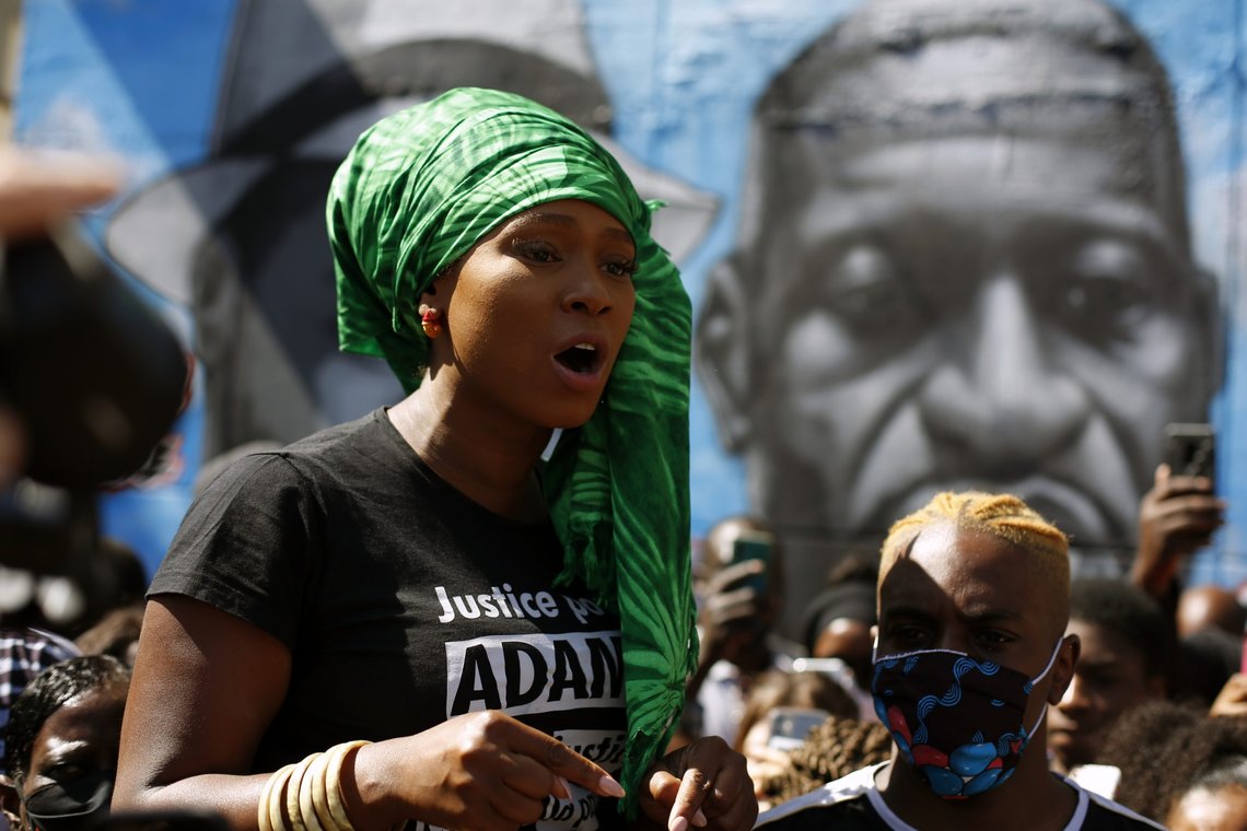 Algerisk kvinne trodde bare franskmenn kunne dømmes for rasisme. Illustrasjonsfoto: Thibault Camus /AP/NTB Algerisk kvinne trodde bare franskmenn kunne dømmes for rasisme. Illustrasjonsfoto: Thibault Camus /AP/NTB