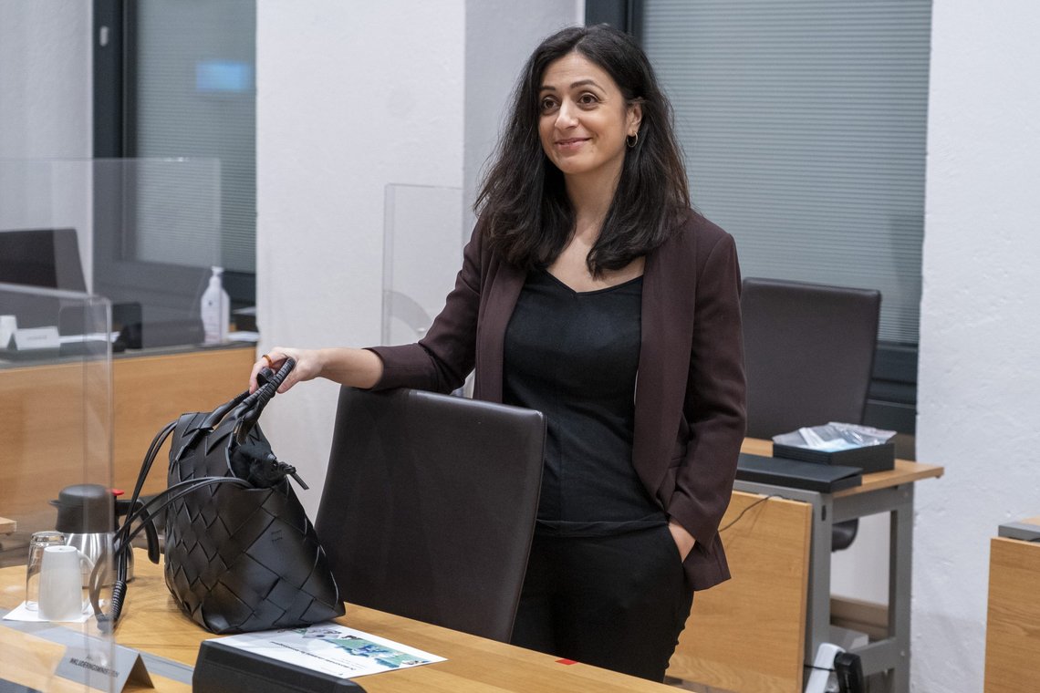 Oslo 20220214.
Arbeids- og inkluderingsdminister Hadia Tajik før et møte i regjeringen sitt kontaktutvalg med partene i arbeidslivet. Tema for møtet er den økonomiske situasjonen før tariffoppgjøret.
Foto: Terje Pedersen / NTB Oslo 20220214.
Arbeids- og inkluderingsdminister Hadia Tajik før et møte i regjeringen sitt kontaktutvalg med partene i arbeidslivet. Tema for møtet er den økonomiske situasjonen før tariffoppgjøret.
Foto: Terje Pedersen / NTB