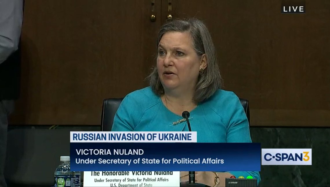 USAs viseutenriksminister Victoria Nuland innrømmet under Senatshøringen at Russlands påstander om biologiske laboratorier kan være berettiget.
Foto: Skjermdump video C-SPAN USAs viseutenriksminister Victoria Nuland innrømmet under Senatshøringen at Russlands påstander om biologiske laboratorier kan være berettiget.
Foto: Skjermdump video C-SPAN