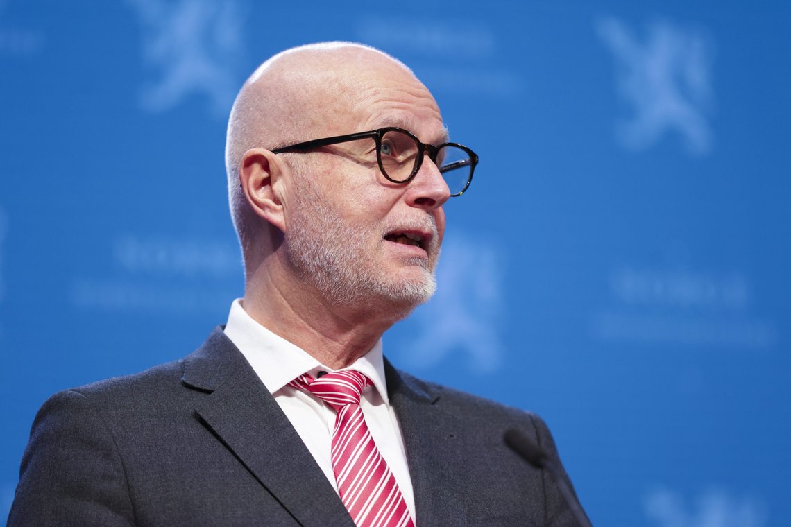 Helsedirektør Bjørn Guldvog er bekymret over fastlegesituasjonen i Norge. Foto: Beate Oma Dahle / NTB Helsedirektør Bjørn Guldvog er bekymret over fastlegesituasjonen i Norge. Foto: Beate Oma Dahle / NTB