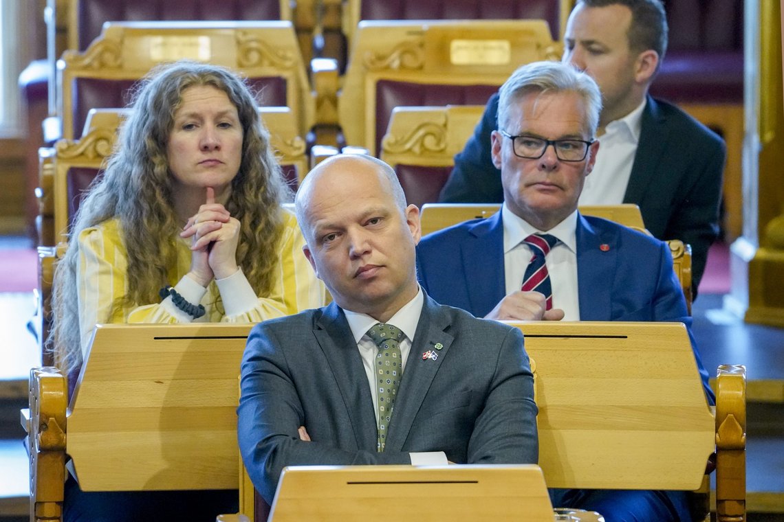 Oslo 20220427.
Finansminister Trygve Slagsvold Vedum (Sp) i den muntlige spørretimen i Stortinget.
Foto: Ole Berg-Rusten / NTB Oslo 20220427.
Finansminister Trygve Slagsvold Vedum (Sp) i den muntlige spørretimen i Stortinget.
Foto: Ole Berg-Rusten / NTB