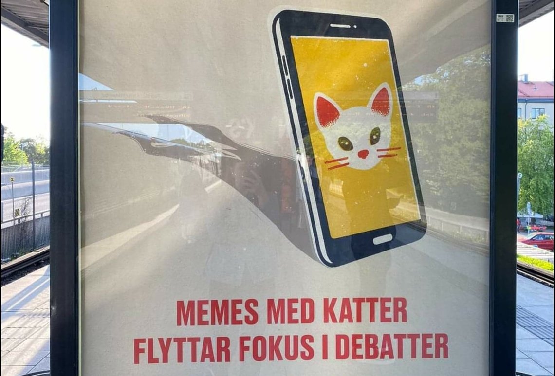 En svensk myndighet advarer mot memer med katter. Her på en t-baneplattform i Stockholm.
Foto: Privat En svensk myndighet advarer mot memer med katter. Her på en t-baneplattform i Stockholm.
Foto: Privat