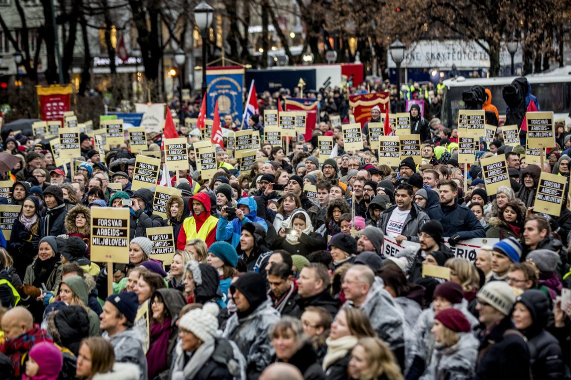 Rundt 16.000 offentlig ansatte står klare til å streike fra tirsdag morgen. Potensialet ved opptrapping er betydelig. Foto: Stian Lysberg Solum / NTB Rundt 16.000 offentlig ansatte står klare til å streike fra tirsdag morgen. Potensialet ved opptrapping er betydelig. Foto: Stian Lysberg Solum / NTB