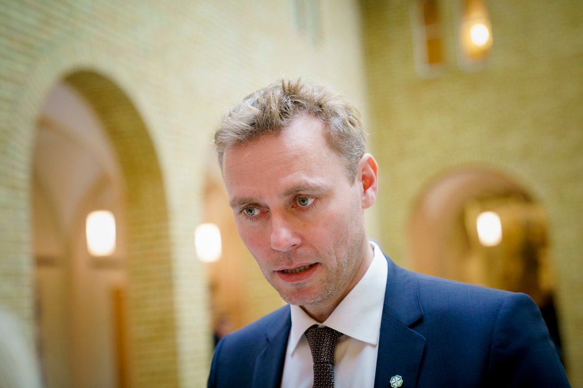 Forskningsminister Ola Borten Moe (Sp) setter ned foten, og avsetter hele styret i Forskningsrådet etter økonomisk rot. Foto: Stian Lysberg Solum / NTB Forskningsminister Ola Borten Moe (Sp) setter ned foten, og avsetter hele styret i Forskningsrådet etter økonomisk rot. Foto: Stian Lysberg Solum / NTB