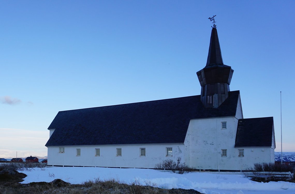 Gamvik kirke er en arbeidskirke fra 1958 i Gamvik kommune, Troms og Finnmark fylke. Den er tegnet av Gudolf Blakstad og Herman Munthe-Kaas. Kirken er den nordligste kirken på det europeiske fastlandet. Foto: Geir Furuseth Gamvik kirke er en arbeidskirke fra 1958 i Gamvik kommune, Troms og Finnmark fylke. Den er tegnet av Gudolf Blakstad og Herman Munthe-Kaas. Kirken er den nordligste kirken på det europeiske fastlandet. Foto: Geir Furuseth