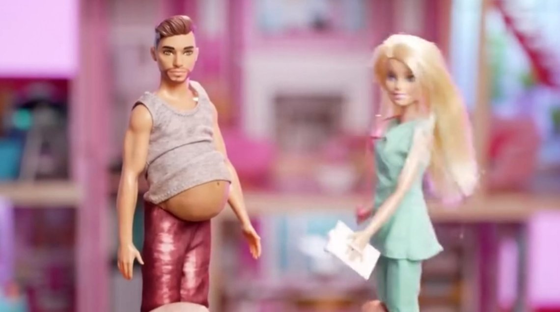 Fra Babylon Bees Barbie & Ken-harselas. Skjermdump fra «Mattel Introduces Pregnant Ken Doll╗ Fra Babylon Bees Barbie & Ken-harselas. Skjermdump fra «Mattel Introduces Pregnant Ken Doll╗