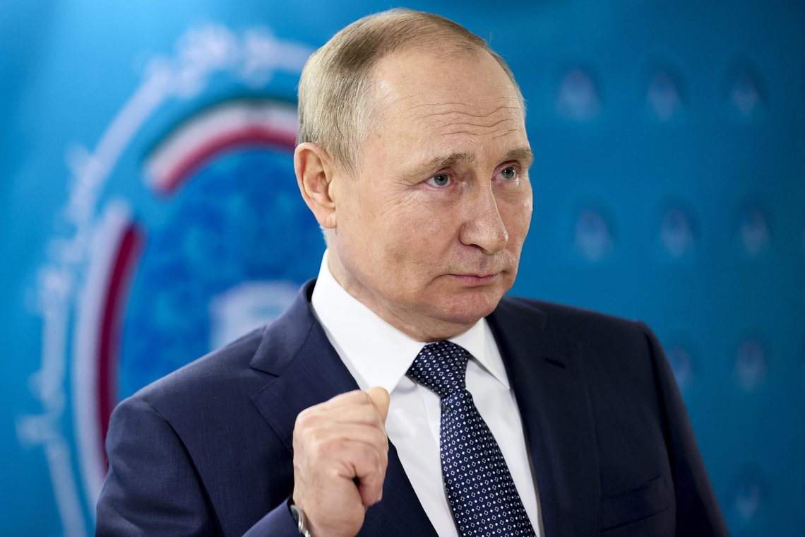 Russian President Vladimir Putin gestures as he speaks to the media after his talks with Iranian President Ebrahim Raisi and Turkish President Recep Tayyip Erdogan at the Saadabad palace, in Tehran, Iran, Iran, late Tuesday, July 19, 2022. (Sergei Savostyanov, Sputnik, Kremlin Pool Photo via AP) Russian President Vladimir Putin gestures as he speaks to the media after his talks with Iranian President Ebrahim Raisi and Turkish President Recep Tayyip Erdogan at the Saadabad palace, in Tehran, Iran, Iran, late Tuesday, July 19, 2022. (Sergei Savostyanov, Sputnik, Kremlin Pool Photo via AP)