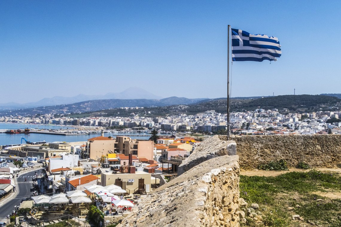 Det blir færre grekere, viser en ny folketelling. Her utsikt fra den venetianske festningen Fortezza i Rethymnon på Kreta. Foto: Halvard Alvik / NTB Det blir færre grekere, viser en ny folketelling. Her utsikt fra den venetianske festningen Fortezza i Rethymnon på Kreta. Foto: Halvard Alvik / NTB