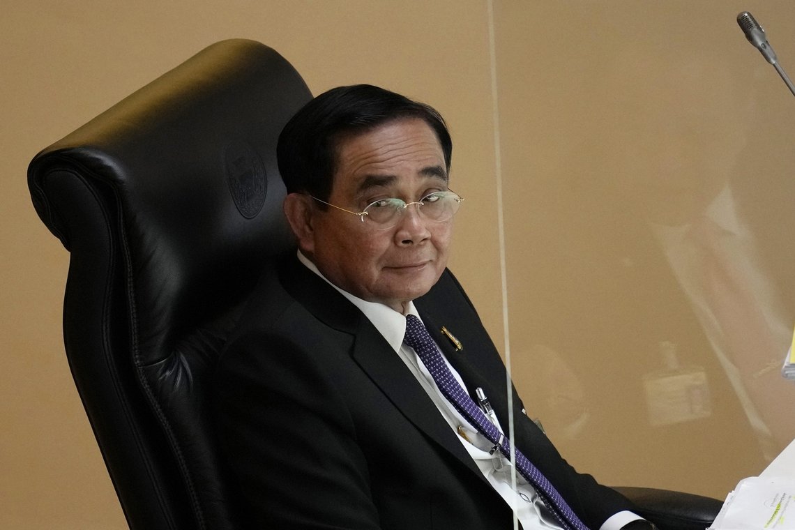 Prayut Chan-o-cha er suspendert som statsminister i Thailand. Foto: Sakchai Lalit, AP / NTB. Prayut Chan-o-cha er suspendert som statsminister i Thailand. Foto: Sakchai Lalit, AP / NTB.