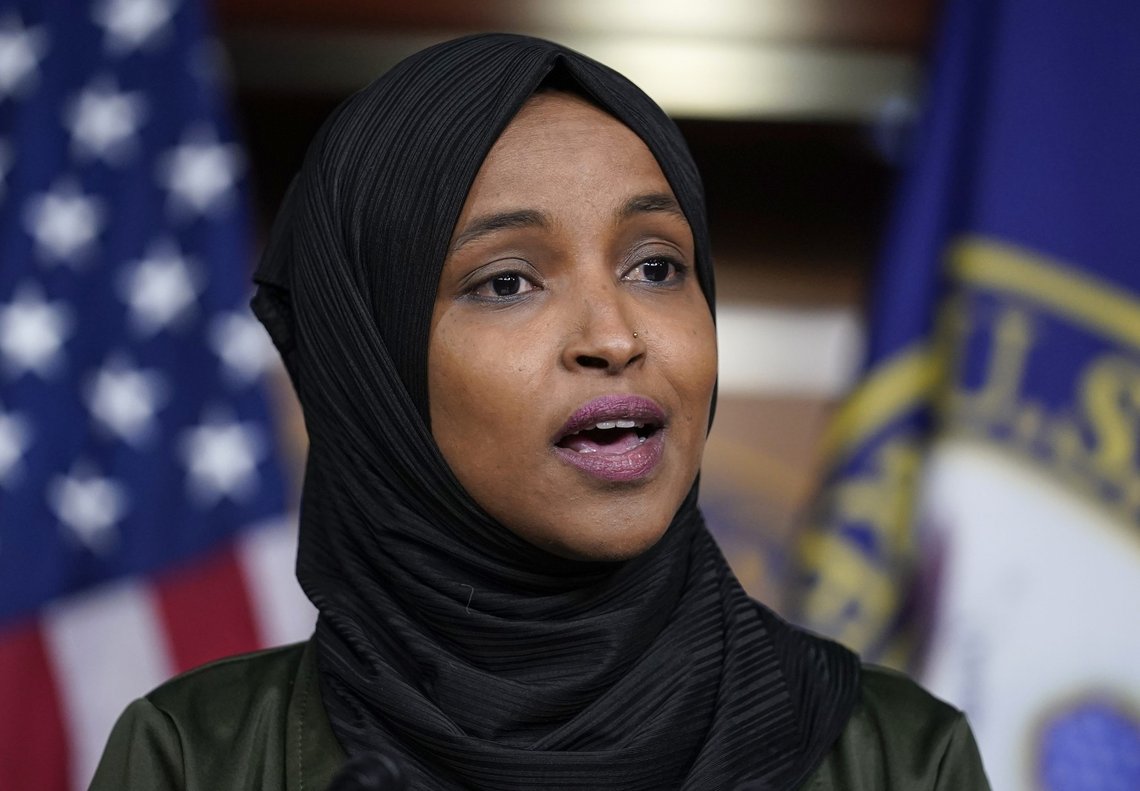 Ilhan Omar er en av de mest profilerte politikerne på venstresida til Demokratene. Foto: J. Scott Applewhite / AP / NTB Ilhan Omar er en av de mest profilerte politikerne på venstresida til Demokratene. Foto: J. Scott Applewhite / AP / NTB
