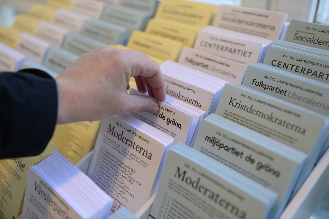 Å danne regjering etter det kommende valget betyr å ta ansvar for et land som er i fritt fall.
Foto: Jessica Gow / TT / NTB Å danne regjering etter det kommende valget betyr å ta ansvar for et land som er i fritt fall.
Foto: Jessica Gow / TT / NTB