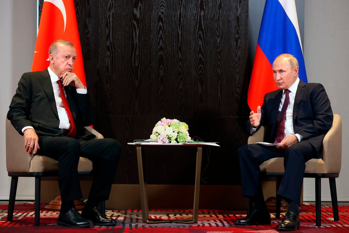 Russian President Vladimir Putin, right, speaks to Turkey's President Recep Tayyip Erdogan during their talks on the sidelines of the Shanghai Cooperation Organisation (SCO) summit in Samarkand, Uzbekistan, Friday, Sept. 16, 2022. (Alexandr Demyanchuk, Sputnik, Kremlin Pool Photo via AP) Russian President Vladimir Putin, right, speaks to Turkey's President Recep Tayyip Erdogan during their talks on the sidelines of the Shanghai Cooperation Organisation (SCO) summit in Samarkand, Uzbekistan, Friday, Sept. 16, 2022. (Alexandr Demyanchuk, Sputnik, Kremlin Pool Photo via AP)