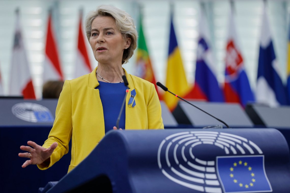 EU-kommisjonens president Ursula von der Leyen under sin årstale onsdag. Foto: Jean-François Badias / AP / NTB EU-kommisjonens president Ursula von der Leyen under sin årstale onsdag. Foto: Jean-François Badias / AP / NTB