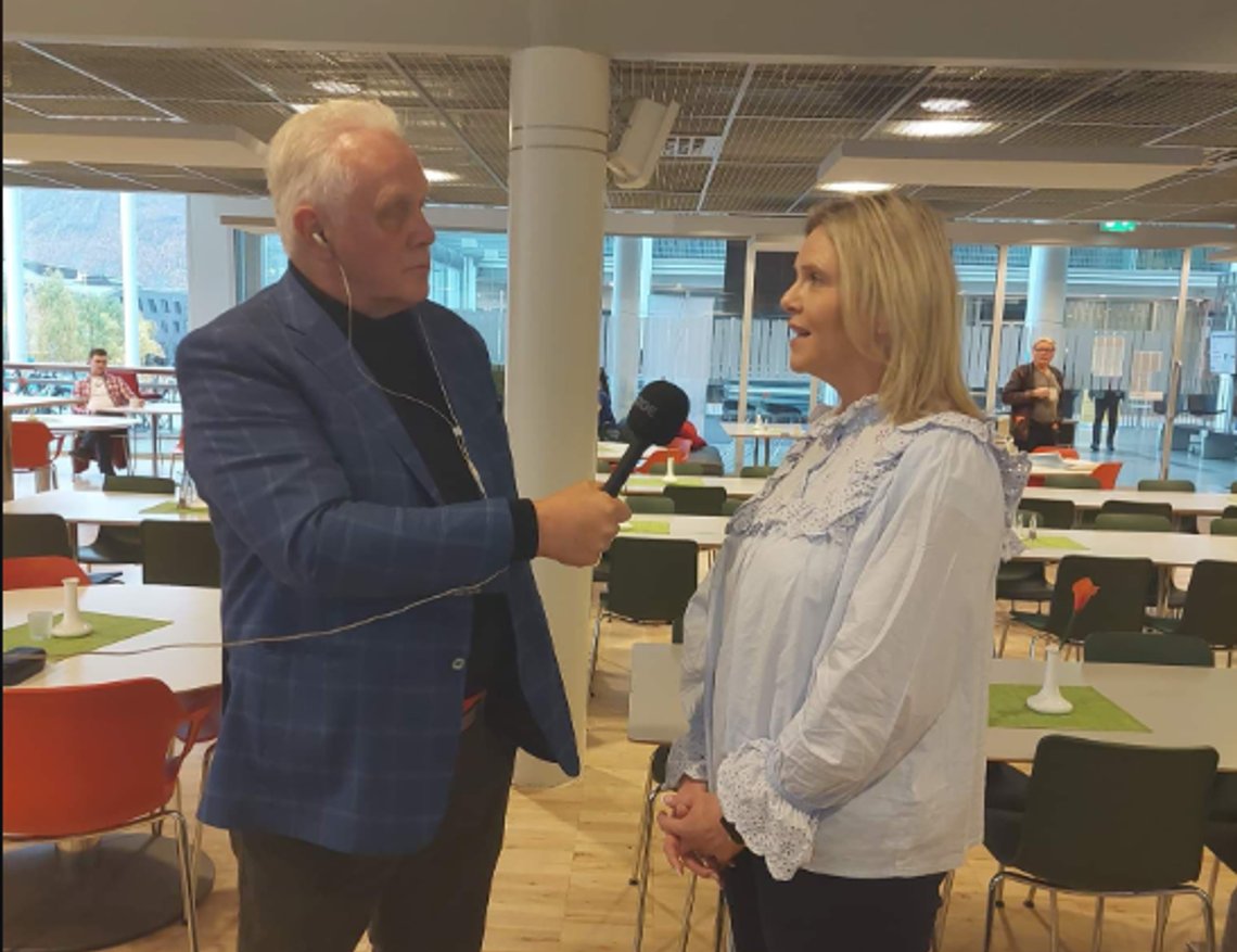 Geir Furuseth intervjuer Frp-leder Sylvi Listhaug. Foto: Document Geir Furuseth intervjuer Frp-leder Sylvi Listhaug. Foto: Document