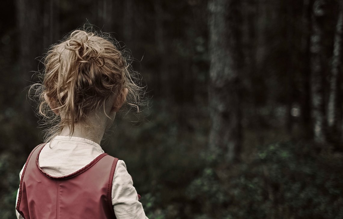 – Nu er det jeg som blir anklaget; verden er snudd opp ned, min kone og datter sover ikke lenger. Men jeg angrer ikke, jeg gjorde det for datteren min. Foto: Fredrik Solli Wandem / Unsplash – Nu er det jeg som blir anklaget; verden er snudd opp ned, min kone og datter sover ikke lenger. Men jeg angrer ikke, jeg gjorde det for datteren min. Foto: Fredrik Solli Wandem / Unsplash