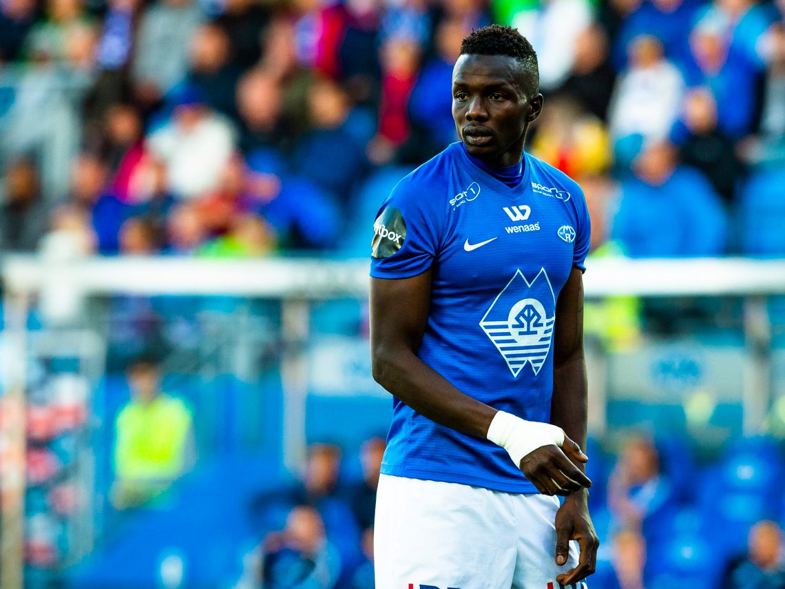 MOLDE 20180812.
Eliteserien fotball 2018: Molde - Brann (5-1). Moldes Babacar Sarr i eliteseriekampen i fotball mellom Molde og Brann på Aker Stadion.
Foto: Svein Ove Ekornesvåg / NTB MOLDE 20180812.
Eliteserien fotball 2018: Molde - Brann (5-1). Moldes Babacar Sarr i eliteseriekampen i fotball mellom Molde og Brann på Aker Stadion.
Foto: Svein Ove Ekornesvåg / NTB