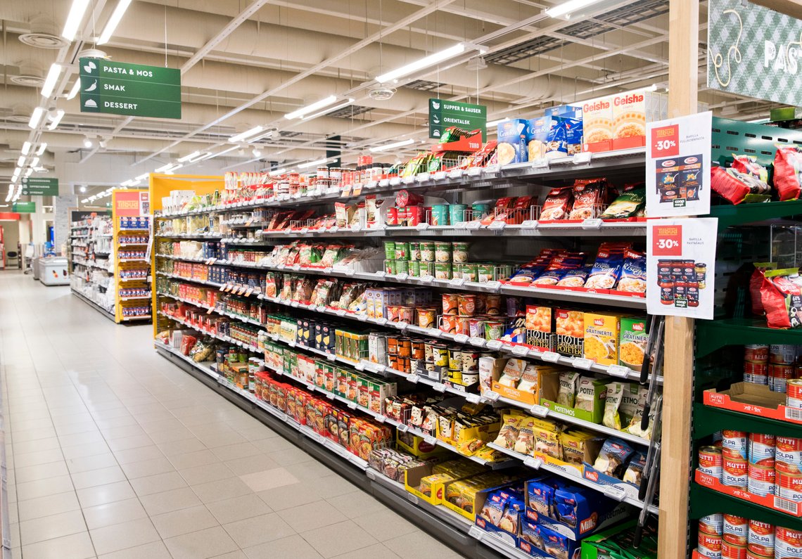 Bondelagsleder Bjørn Glimming vil ha mer åpenhet om prisingen av varer hos dagligvarekjedene. Coop sier de er åpne om sine marginer, men at noe må holdes hemmelig av hensyn til konkurransen. Illustrasjonsfoto: Terje Pedersen / NTB Bondelagsleder Bjørn Glimming vil ha mer åpenhet om prisingen av varer hos dagligvarekjedene. Coop sier de er åpne om sine marginer, men at noe må holdes hemmelig av hensyn til konkurransen. Illustrasjonsfoto: Terje Pedersen / NTB