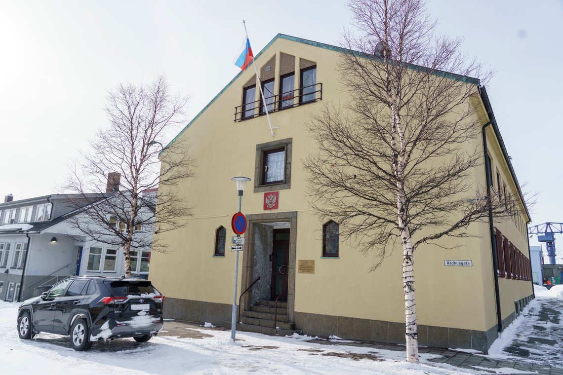 Kirkenes 20220401.
Det russiske generalkonsulatet i Kirkenes.
Foto: Heiko Junge / NTB Kirkenes 20220401.
Det russiske generalkonsulatet i Kirkenes.
Foto: Heiko Junge / NTB