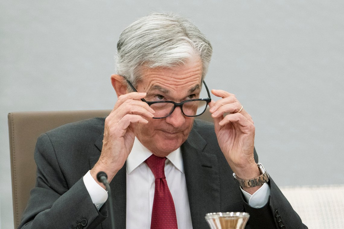 Jerome Powell er styreleder for Federal Reserve, sentralbanken i USA. Han antyder at renteøkningene bremses i desember, men ikke så mange økonomiske eksperter tror på ham. Foto: AP /Manuel Balce Ceneta/ NTB Jerome Powell er styreleder for Federal Reserve, sentralbanken i USA. Han antyder at renteøkningene bremses i desember, men ikke så mange økonomiske eksperter tror på ham. Foto: AP /Manuel Balce Ceneta/ NTB