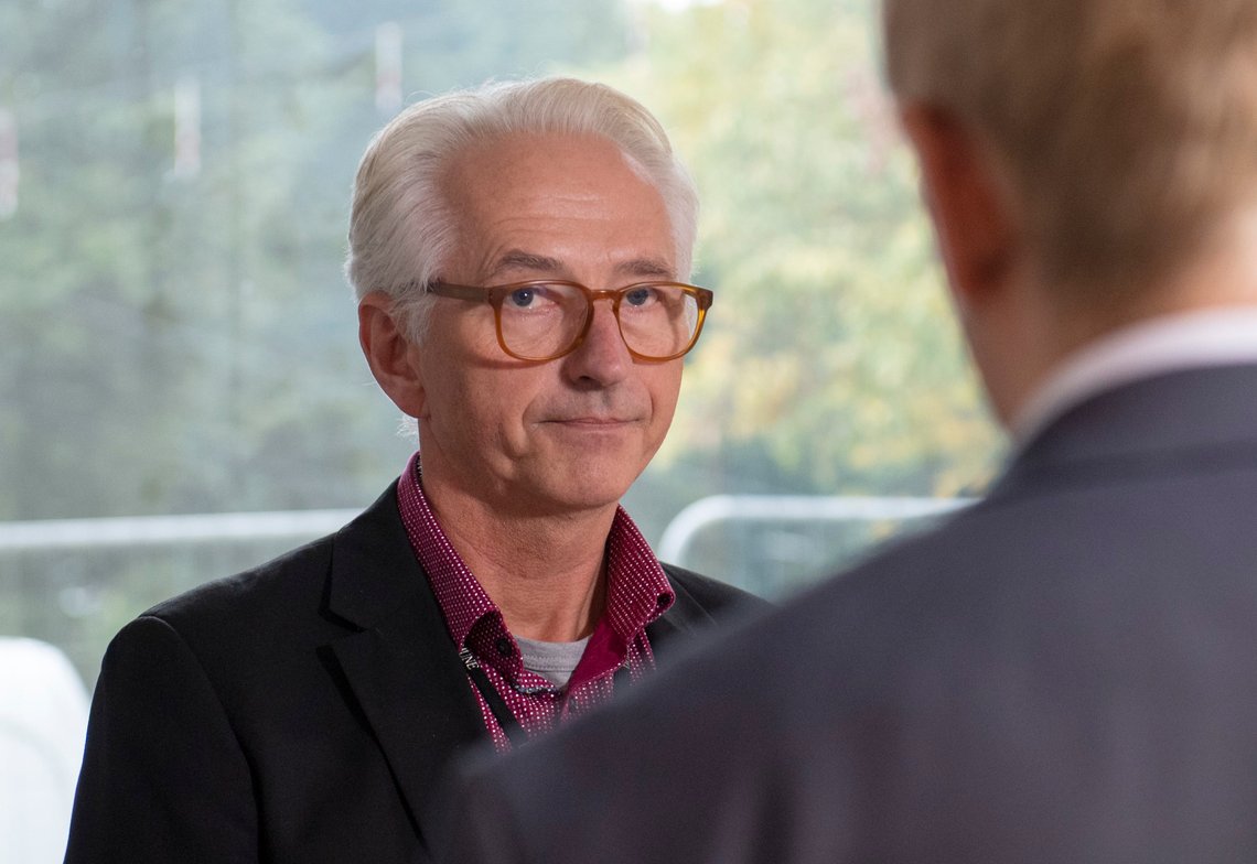 Kjell Wolff sier at Bergen kommune skal undersøke om det er mangler ved vurderingene som ble gjort da en smitteliste med omfattende opplysninger ble opprettet under pandemien. Arkivfoto: Marit Hommedal / NTB Kjell Wolff sier at Bergen kommune skal undersøke om det er mangler ved vurderingene som ble gjort da en smitteliste med omfattende opplysninger ble opprettet under pandemien. Arkivfoto: Marit Hommedal / NTB