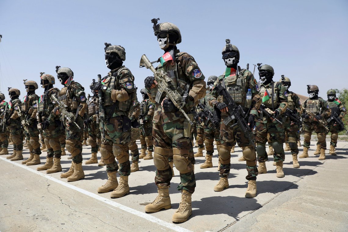 Tidligere afghanske elitesoldater forsøkes nå rekruttert av Russland til å kjempe i Ukraina, ifølge AP. Her fra en uteksamineringsseremoni i Kabul i 2021. Arkivfoto: Rahmat Gul / AP / NTB Tidligere afghanske elitesoldater forsøkes nå rekruttert av Russland til å kjempe i Ukraina, ifølge AP. Her fra en uteksamineringsseremoni i Kabul i 2021. Arkivfoto: Rahmat Gul / AP / NTB