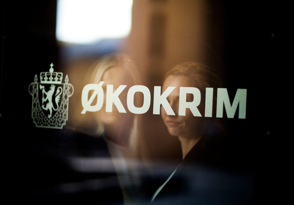 Økokrim har tatt ut siktelse mot tre personer etter millionsvindel av pleietrengende kvinne i 90-årene. Foto: Økokrim Økokrim har tatt ut siktelse mot tre personer etter millionsvindel av pleietrengende kvinne i 90-årene. Foto: Økokrim