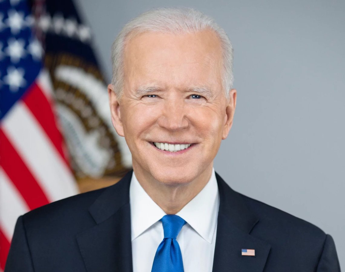 USAs nåværende president, Joe Biden (D), fyller 80 år den 20. november i 2022. Her er hans offisielle portrett fra Det hvite hus. Helt siden han tiltrådte har det vært reist tvil om hans kognitive evner. Foto: Whitehouse.gov USAs nåværende president, Joe Biden (D), fyller 80 år den 20. november i 2022. Her er hans offisielle portrett fra Det hvite hus. Helt siden han tiltrådte har det vært reist tvil om hans kognitive evner. Foto: Whitehouse.gov