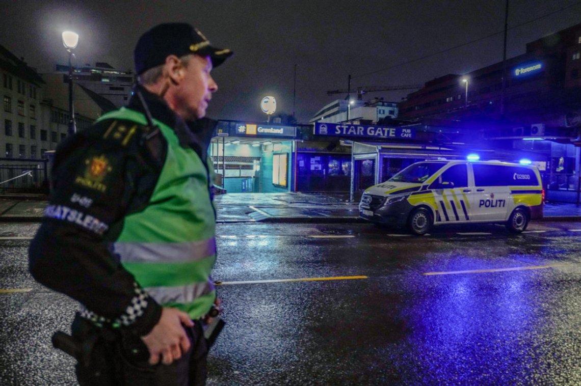 Politiets innsatsleder Rune Hundere ved stedet der en mann ble skutt og drept på Grønland i Oslo tidlig søndag morgen. Foto: Javad Parsa / NTB Politiets innsatsleder Rune Hundere ved stedet der en mann ble skutt og drept på Grønland i Oslo tidlig søndag morgen. Foto: Javad Parsa / NTB