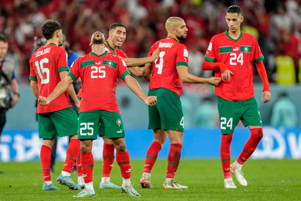 Marokko er videre i fotball-VM etter de slo ut Spania på straffer. Foto: Martin Meissner / AP Photo / NTB Marokko er videre i fotball-VM etter de slo ut Spania på straffer. Foto: Martin Meissner / AP Photo / NTB