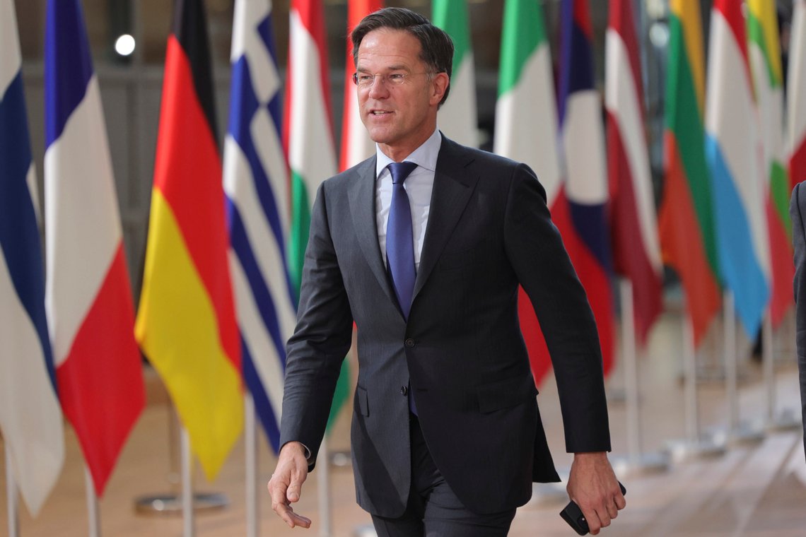 Mark Rutte kan komme til å si unnskyld for Nederlands slaverihistorie mandag. Det vil være forhastet og resultatet av en prosess som ikke har vært tilstrekkelig inkluderende mener flere av dem som representerer berørte land og grupper. Arkivfoto: Olivier Matthys / AP / NTB Mark Rutte kan komme til å si unnskyld for Nederlands slaverihistorie mandag. Det vil være forhastet og resultatet av en prosess som ikke har vært tilstrekkelig inkluderende mener flere av dem som representerer berørte land og grupper. Arkivfoto: Olivier Matthys / AP / NTB