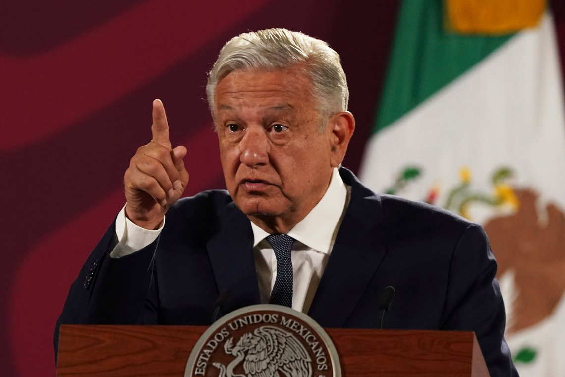 Mexicos president Andres Manuel Lopez Obrador advarer befolkningen mot å ta imot julegaver fra narkokarteller. Foto: Marco Ugarte, AP / NTB. Mexicos president Andres Manuel Lopez Obrador advarer befolkningen mot å ta imot julegaver fra narkokarteller. Foto: Marco Ugarte, AP / NTB.