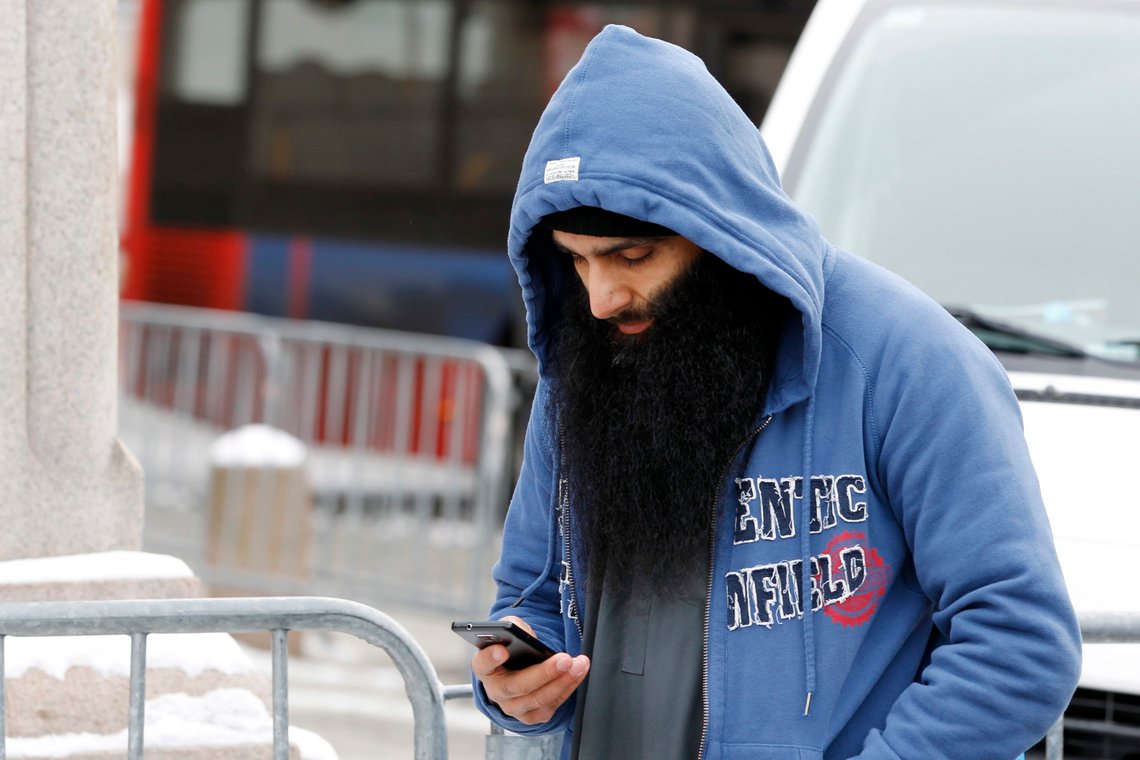 Personlig, tror jeg ikke engang Arfan Bhatti ville ha følt seg krenket ved å bli assosiert med en krabbe, men man vet jo aldri.
Foto: Håkon Mosvold Larsen / NTB Personlig, tror jeg ikke engang Arfan Bhatti ville ha følt seg krenket ved å bli assosiert med en krabbe, men man vet jo aldri.
Foto: Håkon Mosvold Larsen / NTB