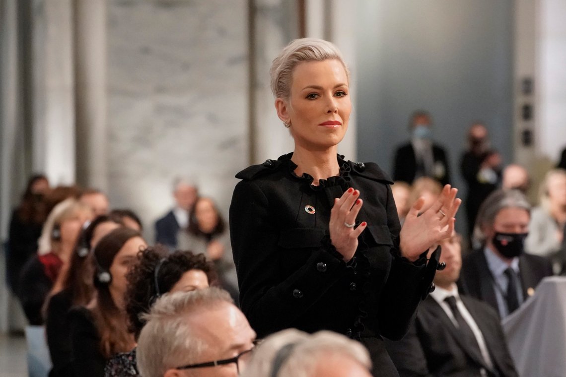 Gunhild Stordalen under utdelingen av Nobels fredspris i Oslo rådhus.
Foto: Stian Lysberg Solum / NTB Gunhild Stordalen under utdelingen av Nobels fredspris i Oslo rådhus.
Foto: Stian Lysberg Solum / NTB