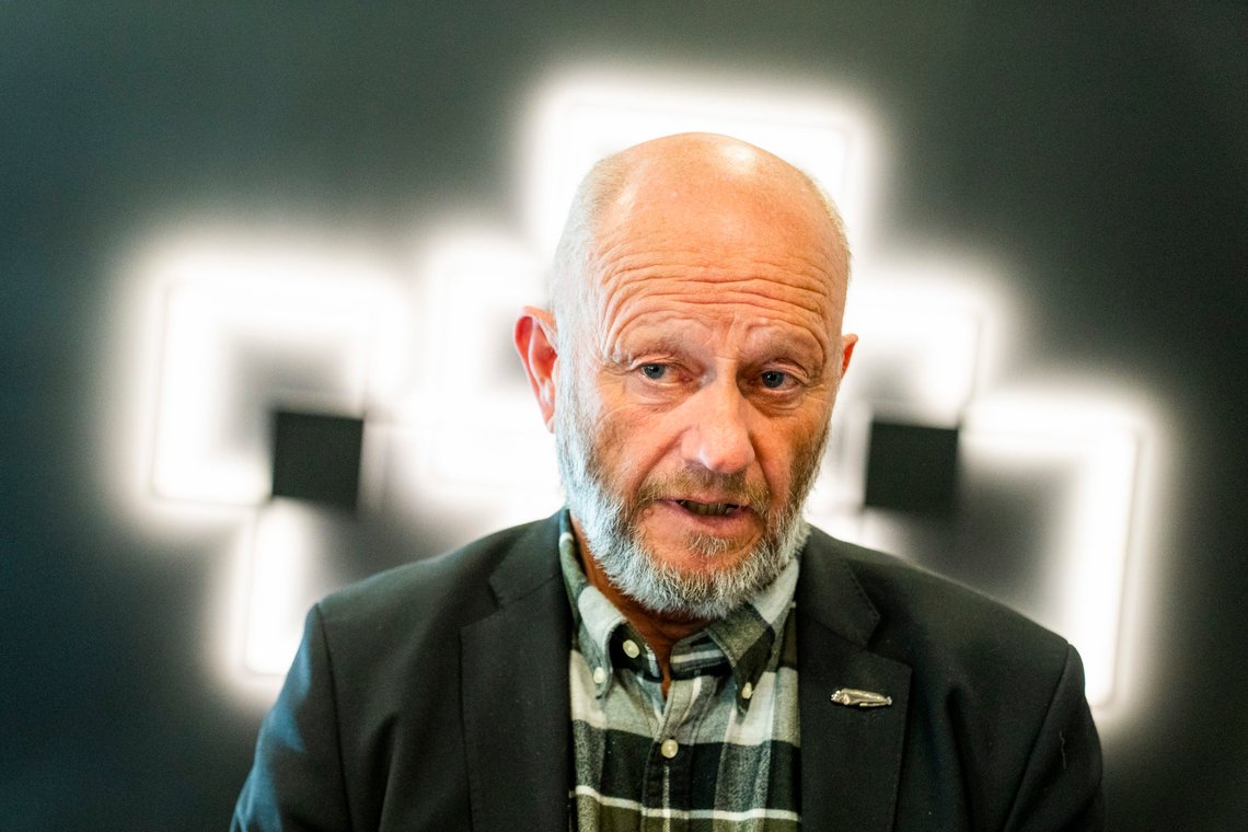 Administrerende direktør Stein Lier Hansen i Norsk Industri er sterkt kritisk til regjeringens fastprisavtale til bedrifter og mener de to regjeringspartiene er i ferd med å utradere seg selv. Foto: Håkon Mosvold Larsen / NTB Administrerende direktør Stein Lier Hansen i Norsk Industri er sterkt kritisk til regjeringens fastprisavtale til bedrifter og mener de to regjeringspartiene er i ferd med å utradere seg selv. Foto: Håkon Mosvold Larsen / NTB