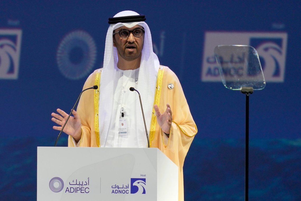 den statlige oljesjefen i Emiratene, Sultan Ahmed Al Jaber, skal lede årets klimatoppmøte. Foto: AP Photo/Kamran Jebreili den statlige oljesjefen i Emiratene, Sultan Ahmed Al Jaber, skal lede årets klimatoppmøte. Foto: AP Photo/Kamran Jebreili