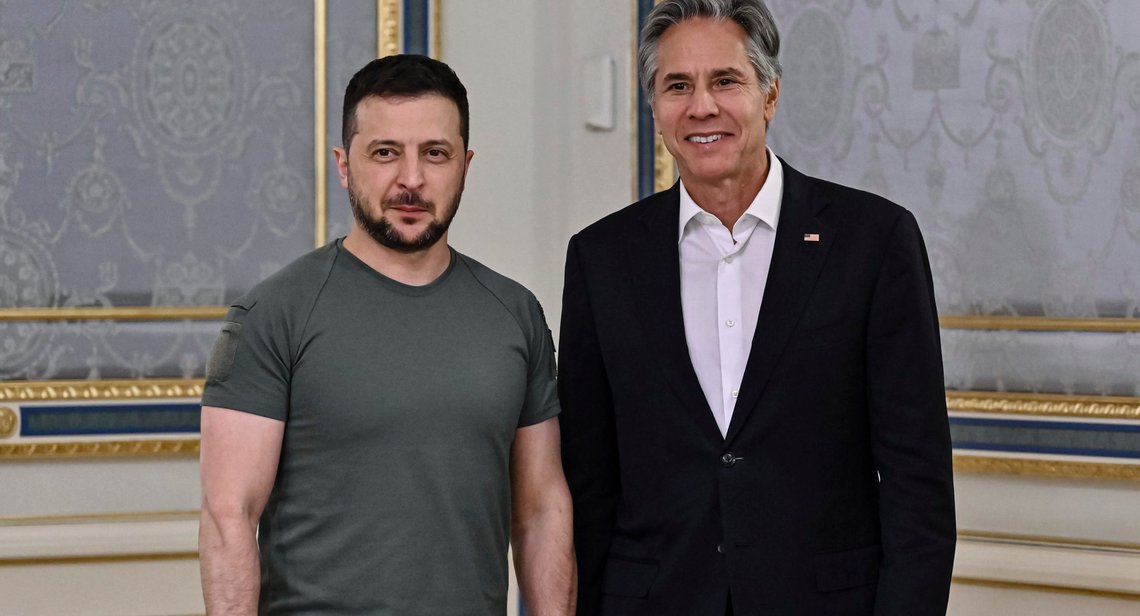 US Secretary of State Antony Blinken, right, poses with Ukrainian President Volodymyr Zelensky during their meeting in Kyiv, Ukraine, Thursday, Sept. 8, 2022. (Genya Savilov, Pool Photo via AP) US Secretary of State Antony Blinken, right, poses with Ukrainian President Volodymyr Zelensky during their meeting in Kyiv, Ukraine, Thursday, Sept. 8, 2022. (Genya Savilov, Pool Photo via AP)