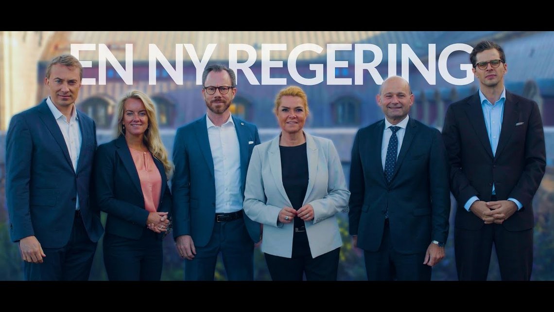 Dette er videoen den borgerlige blokk promoterte seg selv med før valget. Skuffelsen var stor da to av dem, Ellemann Jensen og Løkke Rasmussen, gikk til sengs med de røde. Dette er videoen den borgerlige blokk promoterte seg selv med før valget. Skuffelsen var stor da to av dem, Ellemann Jensen og Løkke Rasmussen, gikk til sengs med de røde.