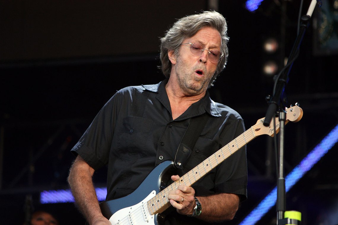 Eric Clapton er en legendarisk gitarist. Her under konserten Hard Rock Calling i Hyde Park, London 2008. Foto: Wikimedia Commons Eric Clapton er en legendarisk gitarist. Her under konserten Hard Rock Calling i Hyde Park, London 2008. Foto: Wikimedia Commons