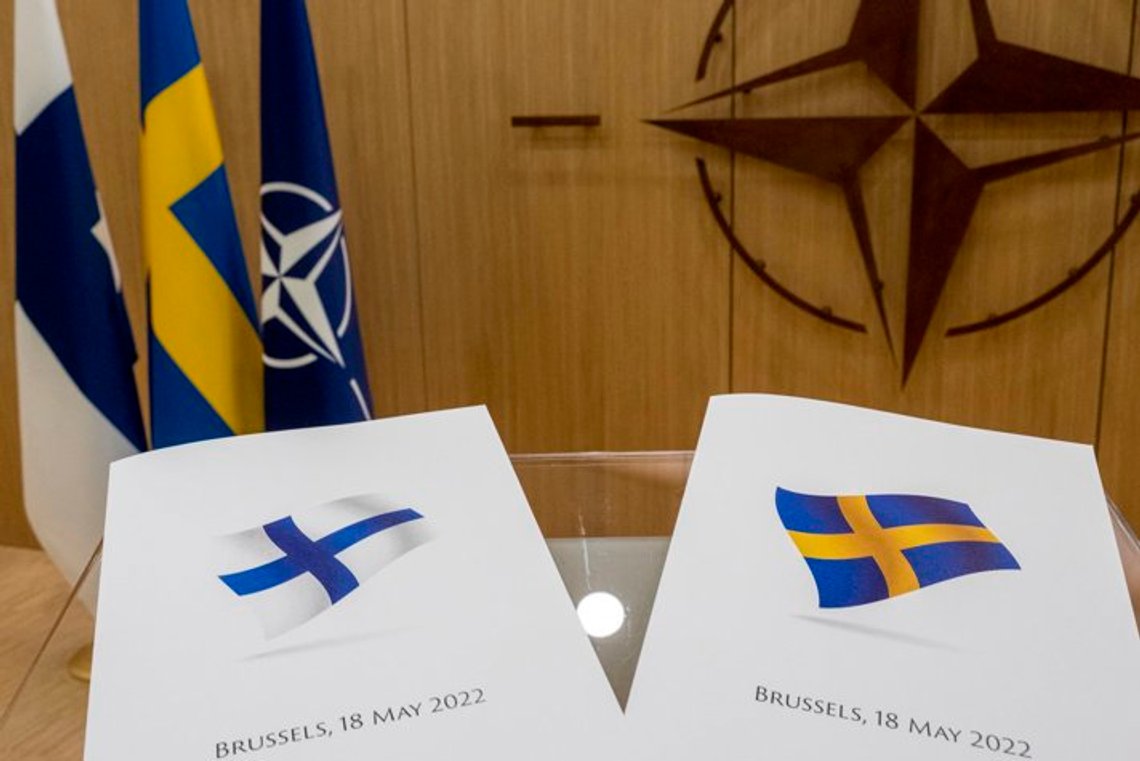 Sverige og Finland ble tidlig enige om å fullføre søknadsprosessen til NATO i fellesskap. Den avtalen ser nå ut til å være brutt.
Foto: Pressefoto NATO Sverige og Finland ble tidlig enige om å fullføre søknadsprosessen til NATO i fellesskap. Den avtalen ser nå ut til å være brutt.
Foto: Pressefoto NATO