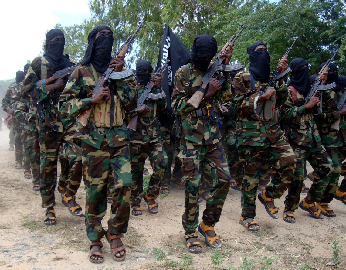 Ifølge FN var 2022 det dødeligste året for sivile i Somalia siden 2017. Jihadistgruppen al-Shabaab har utført en rekke angrep i landet det siste året, og får skylden for økningen. Foto: Farah Abdi Warsameh, AP / NTB. Ifølge FN var 2022 det dødeligste året for sivile i Somalia siden 2017. Jihadistgruppen al-Shabaab har utført en rekke angrep i landet det siste året, og får skylden for økningen. Foto: Farah Abdi Warsameh, AP / NTB.