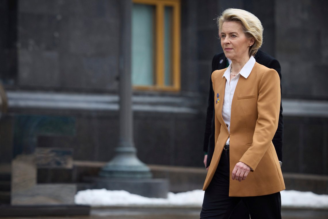EU-kommisjonens leder, Dr. Ursula von der Leyen Foto: Det ukrainske pressekontoret ved presidentpalasset via AP EU-kommisjonens leder, Dr. Ursula von der Leyen Foto: Det ukrainske pressekontoret ved presidentpalasset via AP