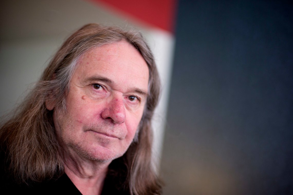 Forfatter Ingvar Ambjørnsen er lite imponert over sensur av bøker for å tilpasse dem til det lettkrenkede samfunnet vi nå lever i.
Foto: Håkon Mosvold Larsen / NTB Forfatter Ingvar Ambjørnsen er lite imponert over sensur av bøker for å tilpasse dem til det lettkrenkede samfunnet vi nå lever i.
Foto: Håkon Mosvold Larsen / NTB
