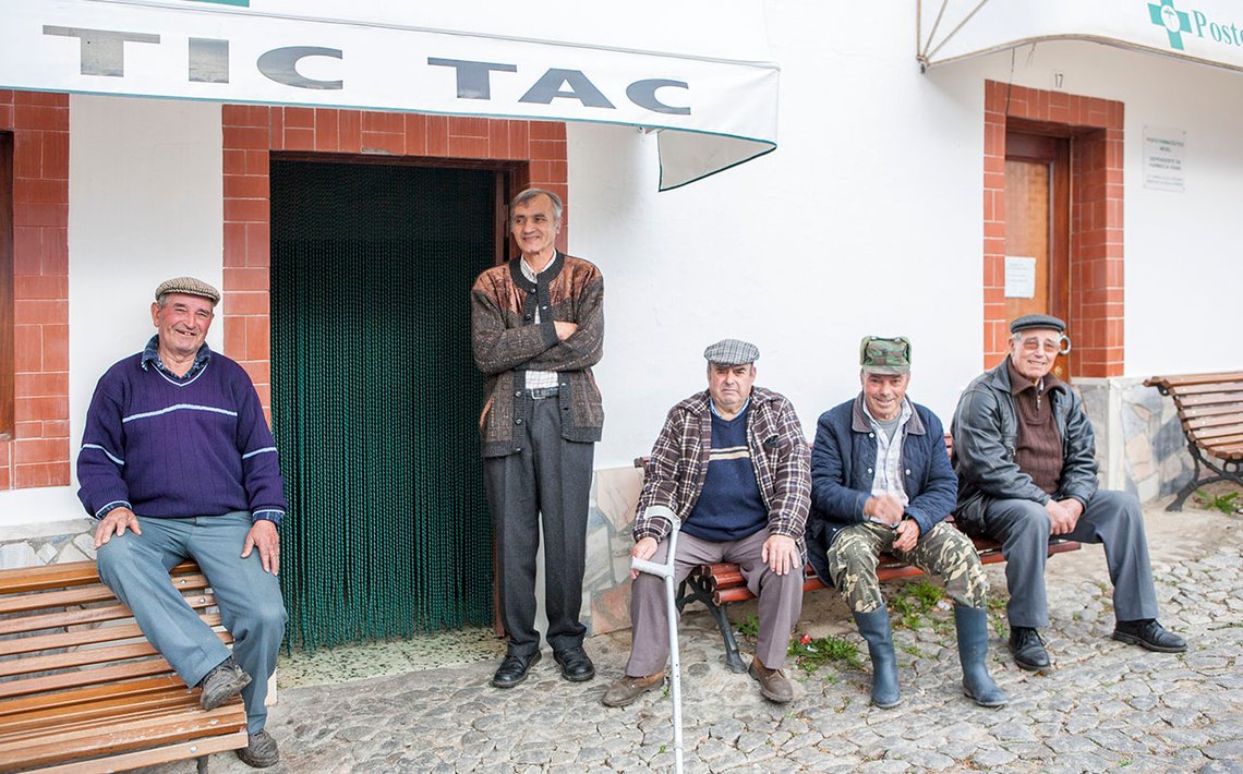 Tic tac, tiden går langsomt i den portugisiske landsbyen Portel. Foto: Arnt Jensvoll Tic tac, tiden går langsomt i den portugisiske landsbyen Portel. Foto: Arnt Jensvoll
