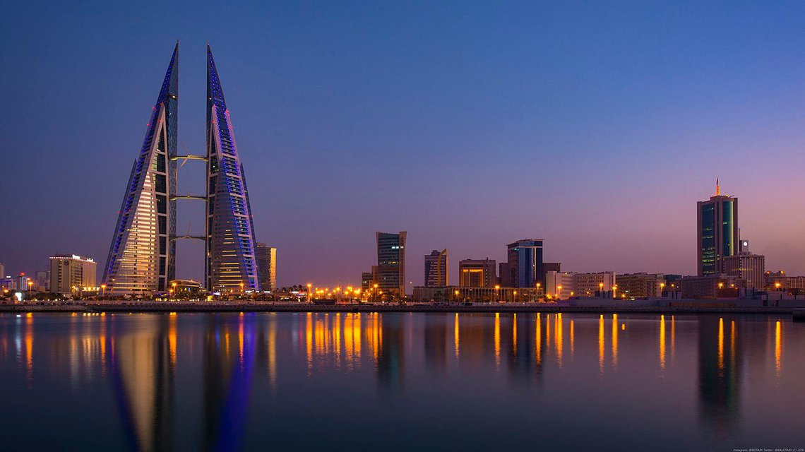 Illustrasjonsfoto fra Bahrains hovedstad Manama med Bahrain World Trade Center. Foto: B. Alotaby, Wikimedia Commons Illustrasjonsfoto fra Bahrains hovedstad Manama med Bahrain World Trade Center. Foto: B. Alotaby, Wikimedia Commons
