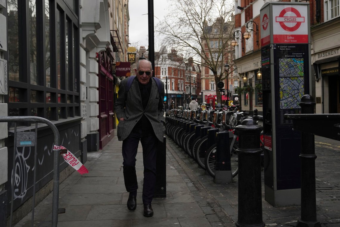 A man walks along a street in central London, Thursday, Feb. 2, 2023. The Bank of England is expected to raise interest rates by as much as half a percentage point. That would outpace the latest hike by the U.S. Federal Reserve. The move on Thursday comes as the central bank seeks to tame decades-high inflation that has driven a cost-of-living crisis and predictions of recession. (AP Photo/Kin Cheung) A man walks along a street in central London, Thursday, Feb. 2, 2023. The Bank of England is expected to raise interest rates by as much as half a percentage point. That would outpace the latest hike by the U.S. Federal Reserve. The move on Thursday comes as the central bank seeks to tame decades-high inflation that has driven a cost-of-living crisis and predictions of recession. (AP Photo/Kin Cheung)