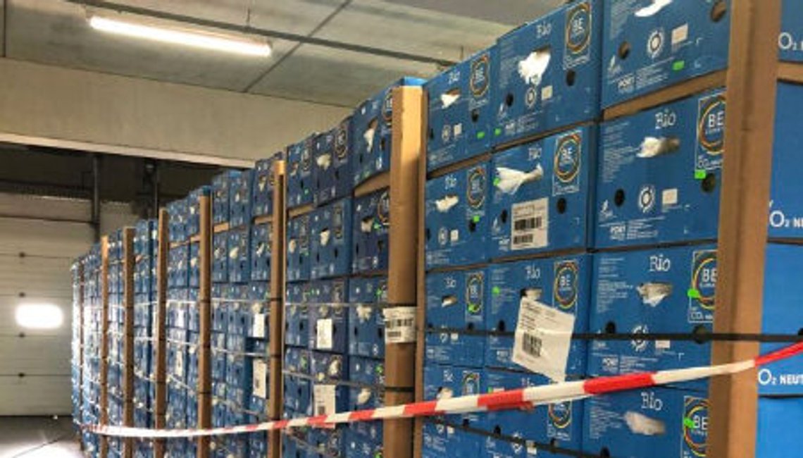 Oslo 20230330.
Tysk politi har beslaglagt mer enn 1200 kg kokain.Etter beslaget tipset de politiet og tollmyndigheter i Oslo som beslagla 800 kg kokain i Oslo.
Foto: Tysk politi / NTB Oslo 20230330.
Tysk politi har beslaglagt mer enn 1200 kg kokain.Etter beslaget tipset de politiet og tollmyndigheter i Oslo som beslagla 800 kg kokain i Oslo.
Foto: Tysk politi / NTB