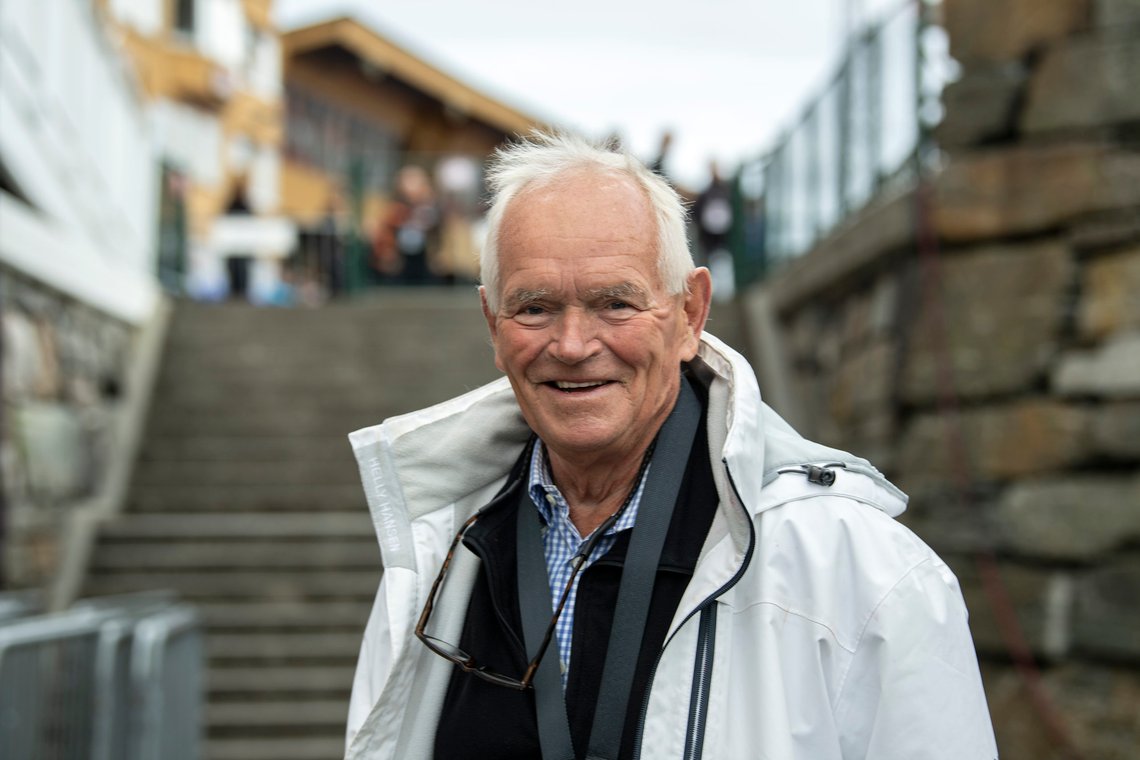 Bergen 20210918.
Trond Mohn på vei til friidrett på Trond Mohn Games, Fana Stadion.
Foto: Marit Hommedal / NTB Bergen 20210918.
Trond Mohn på vei til friidrett på Trond Mohn Games, Fana Stadion.
Foto: Marit Hommedal / NTB