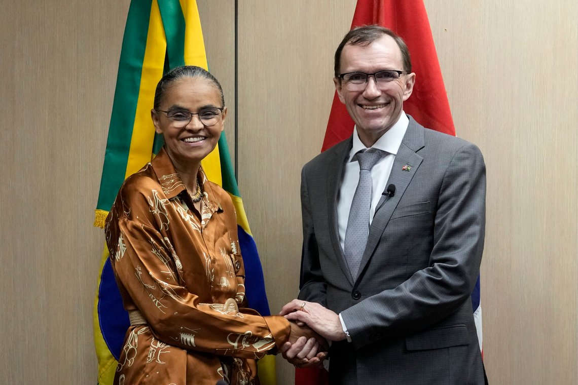 Brazil's Environment Minister Marina Silva, left, shakes hands with Norway's Minister for Climate and Environment Espen Barth Eide, on the sidelines of their meeting at the Environment Ministry in Brasilia, Brazil, Wednesday, March 22, 2023. (AP Photo/Eraldo Peres) Brazil's Environment Minister Marina Silva, left, shakes hands with Norway's Minister for Climate and Environment Espen Barth Eide, on the sidelines of their meeting at the Environment Ministry in Brasilia, Brazil, Wednesday, March 22, 2023. (AP Photo/Eraldo Peres)